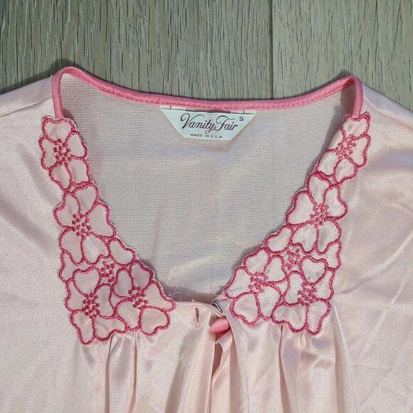 Vintage Robe Vanity Fair Long Chemise Gown Pink Small - Picture 2 of 6